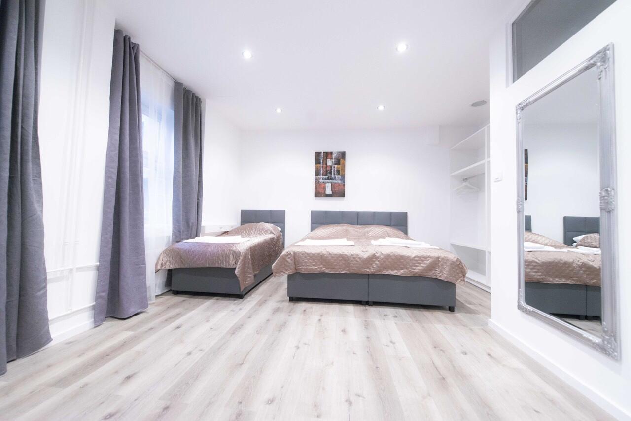 Apartma City & Free Parking Любляна Екстер'єр фото