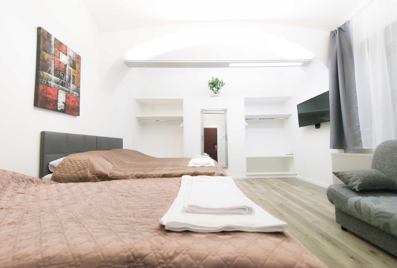 Apartma City & Free Parking Любляна Екстер'єр фото